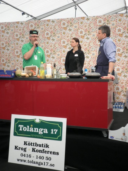 Tolanga17-matlagning-pa-scen